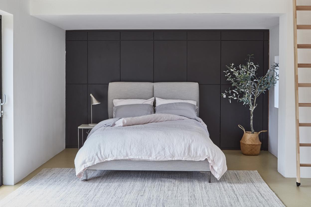BEDS & MATTRESSES