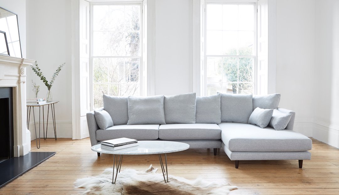 Pros and Cons of a Scatter Back Sofa