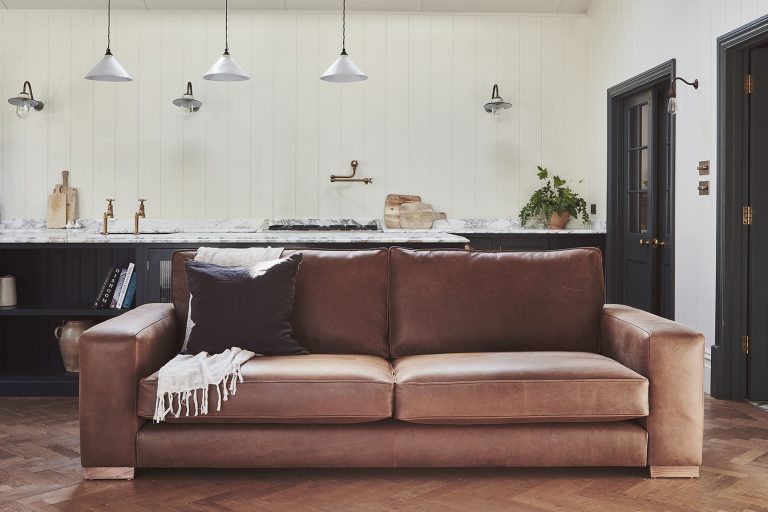 Sofa, Couch, or Settee What’s the Difference Darlings of Chelsea